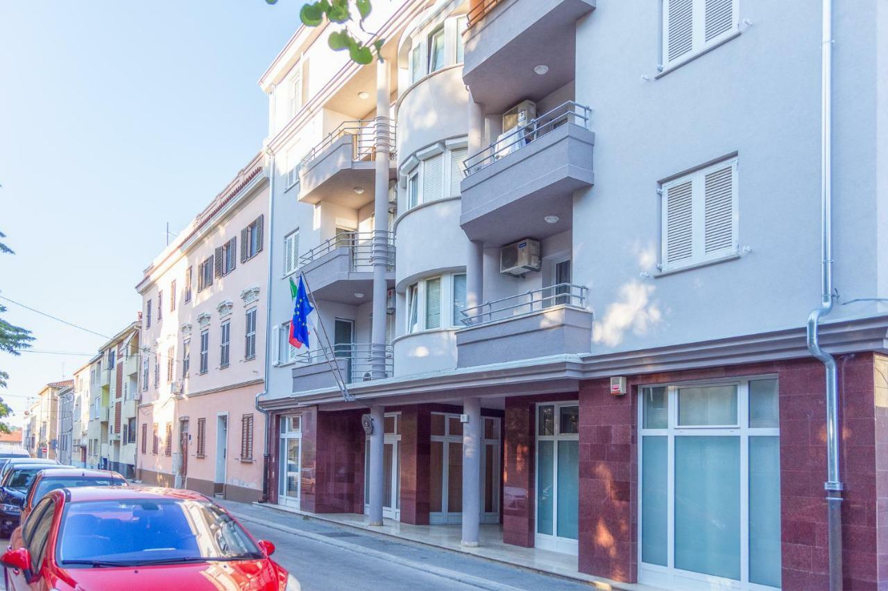 Apartment Monte Zaro Pula Exterior foto